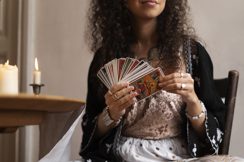 Discovering Angel Card Reading and Meditation Therapies at an Angel Healing Center