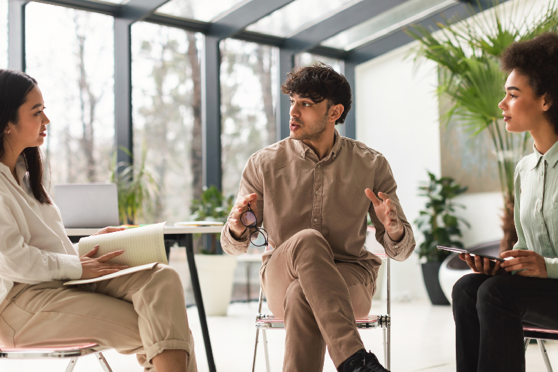 Navigating social anxiety through the benefits of hypnotherapy and self-confidence