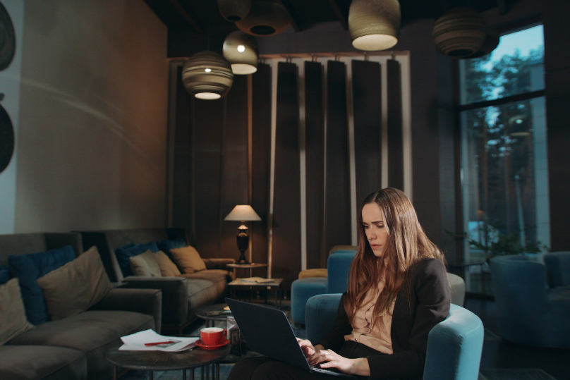 A premium, dark private sanctuary room prepared for a detailed session of coffee cup reading service in Andheri.